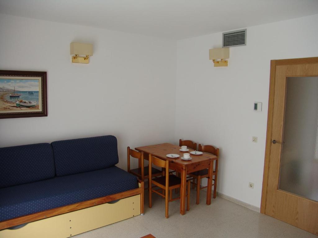 Apartamentos Santi يوريت دي مار الغرفة الصورة