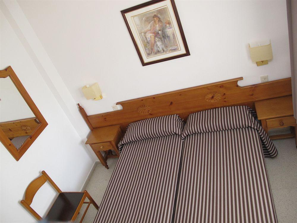 Apartamentos Santi يوريت دي مار المظهر الخارجي الصورة